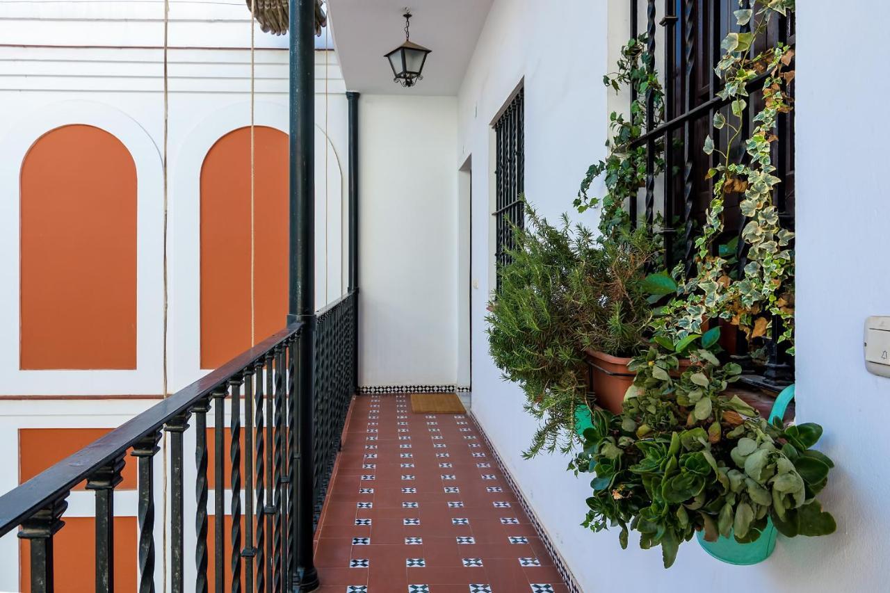 More Center Apartment Sevilla Kültér fotó